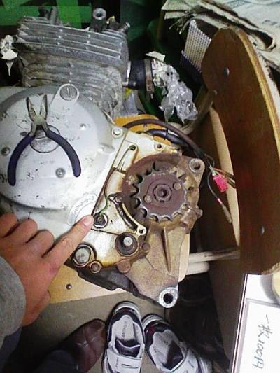 �j���[�g�����Z���T�[